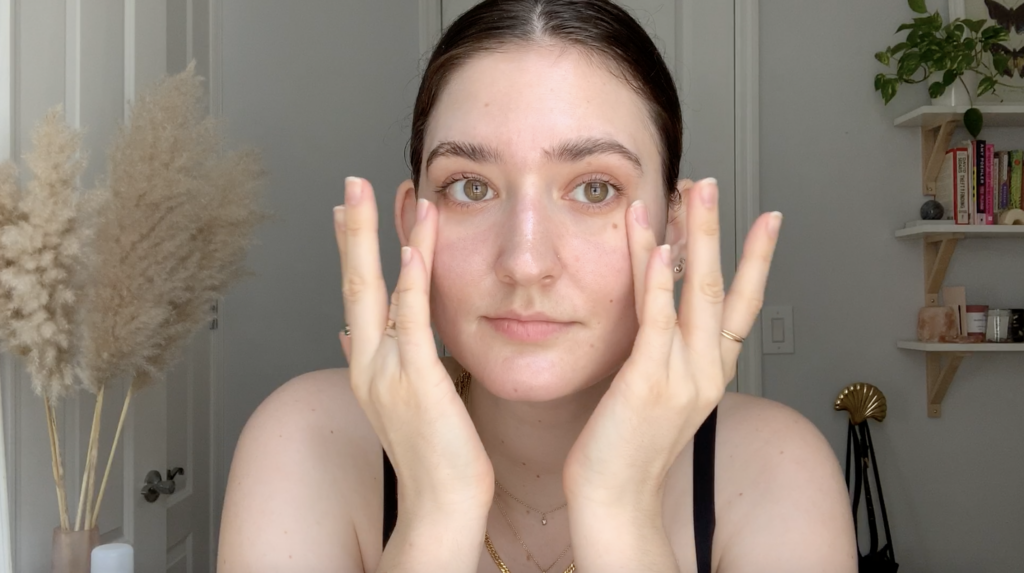 How to Apply Eye Cream Glow Recipe